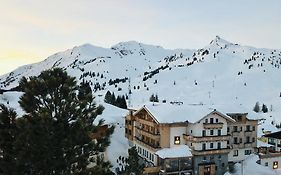 Hotel Alpenland
